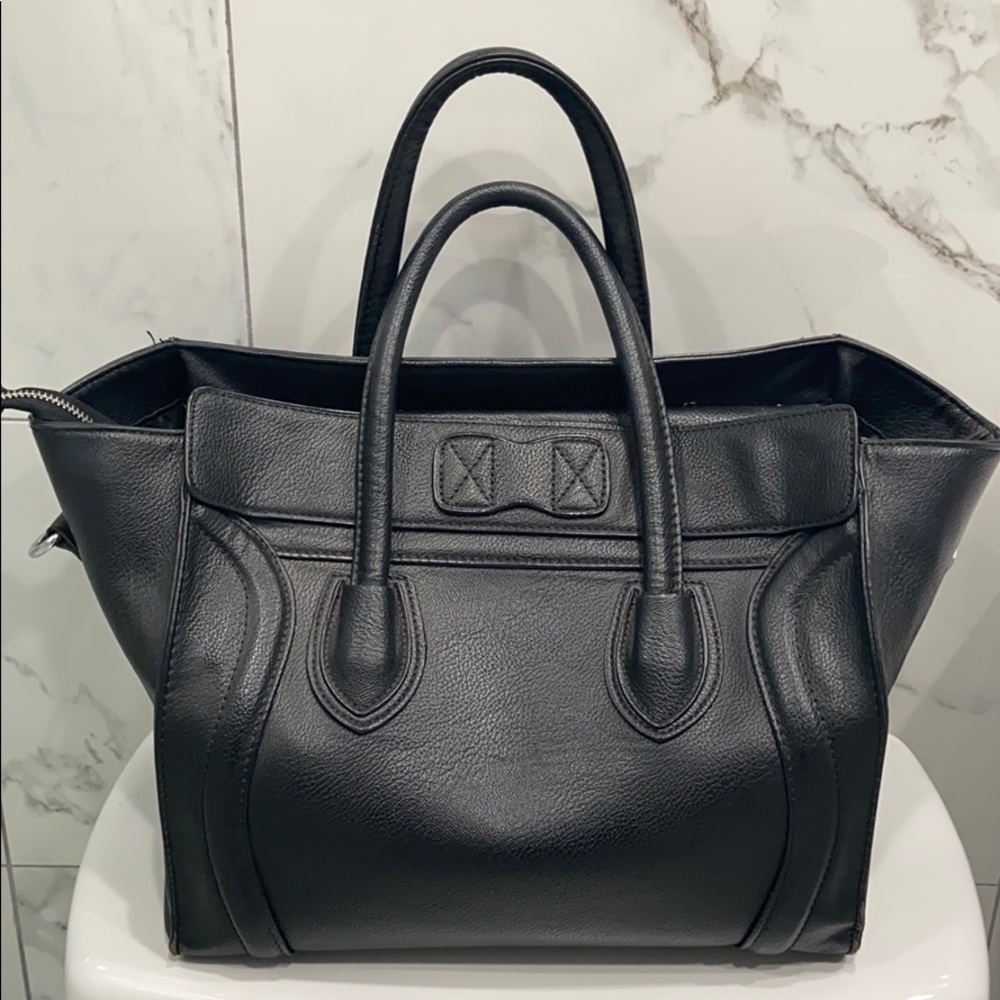 Black purse